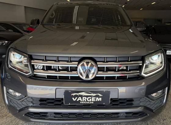 VOLKSWAGEN AMAROK 3.0 V6 TDI DIESEL HIGHLINE CD 4MOTION AUTOMÁTICO